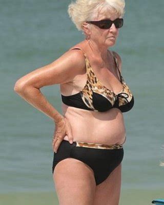 Sexy Granny In Bikini Porn Pictures Xxx Photos Sex Images Pictoa