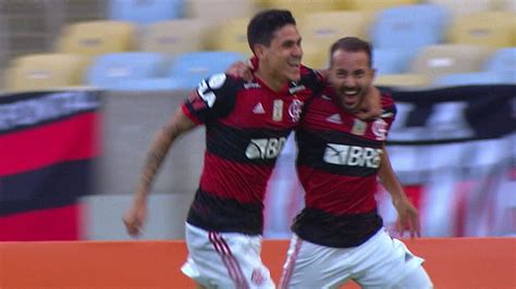 Vencedor Em Pelo Flamengo Everton Ribeiro Concorre Ben Tez Ao