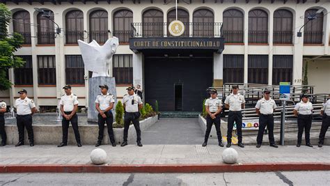 La Corte De Constitucionalidad De Guatemala Acepta Amparo Contra La