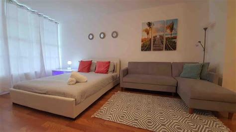 Miami Beach - South Beach Vacation Rentals & Homes - Miami Beach, FL ...