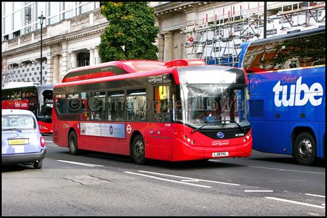 London United Be37024 London United Busways Be37024 Lj1 Flickr