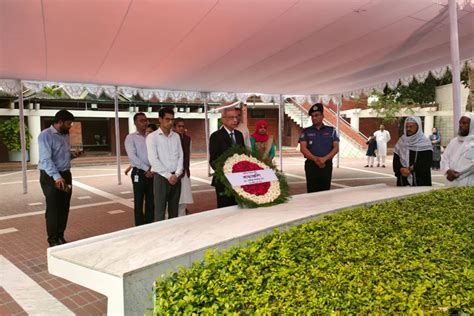 Pms Press Secretary Pays Tribute To Bangabandhu At Tungipara The