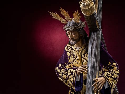 Sanl Car La Mayor Nuestro Padre Jes S Nazareno Estrena Nueva T Nica