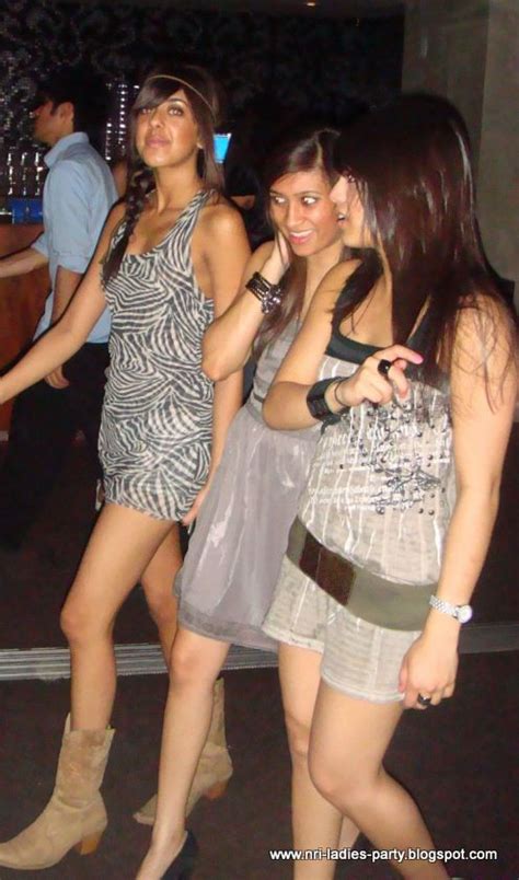 Nri Ladies Parties Enjoyments Night Clubs Pubs And Dance Night Club