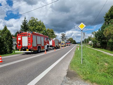 Blizne Najechanie na tył pojazdu przyczyną kolizji ZDJĘCIA