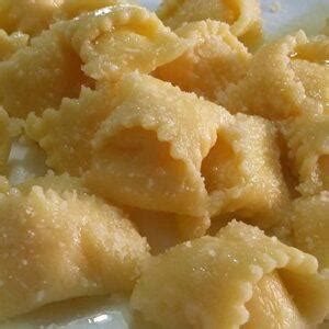 Ricetta Agnolotti Con Ripieno Di Liquido Di Parmigiano