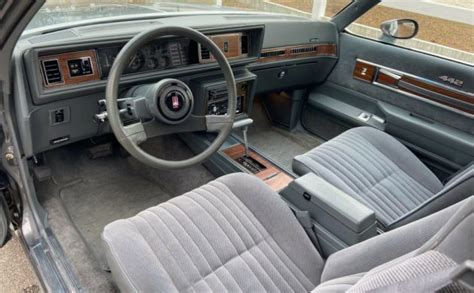 1986 Oldsmobile Cutlass Interior