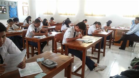 Uswadinlabschool Ujian Sekolah Berjalan Lancar