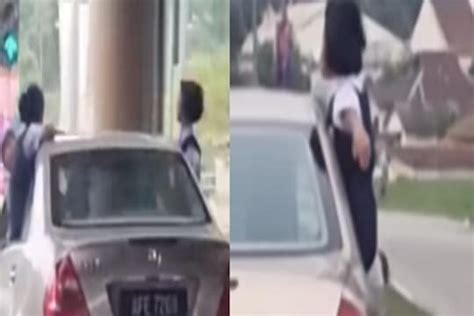 3 School Girls Stunt In Moving Car Sticking Themselves Outside Window