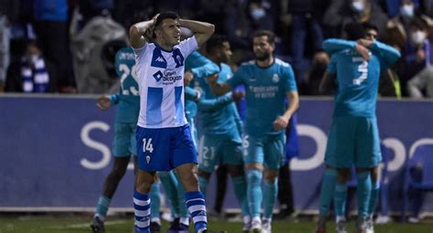 El Alcoyano Refleja La Dura Realidad Tras Apagarse Los Focos De La Copa