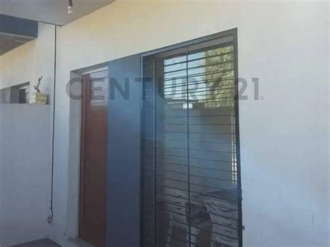 Casa Venta 3 Ambientes 10 Años 90m2 1 Cochera 28 Bis Entre 458 Y 459