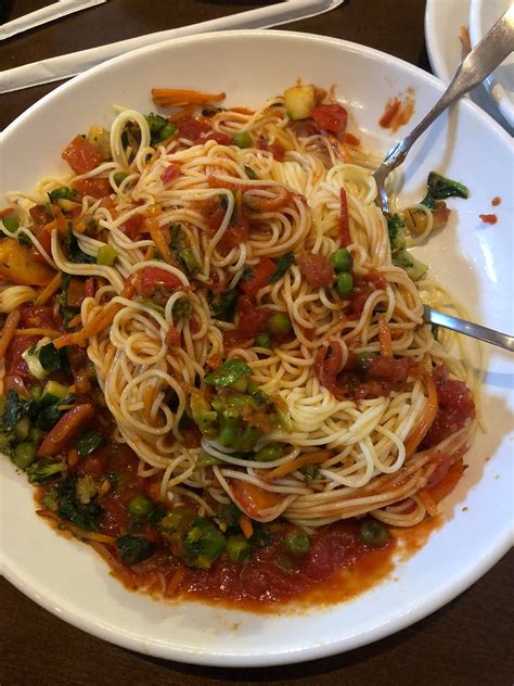 Olive Garden Makes It So Easy To Create Vegan Dishes Angel Hair Pasta With Marinara And Garden