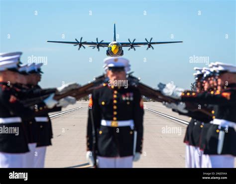 Marines Of The Silent Drill Platoon Marine Barracks Washington