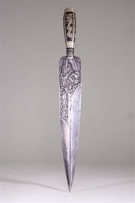 Large And Massive Italian Hunting Dagger Oriental Arms