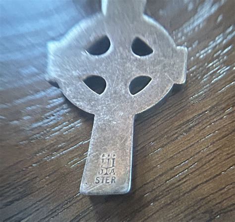 Rare James Avery Celtic Lily Cross Pendant Gem