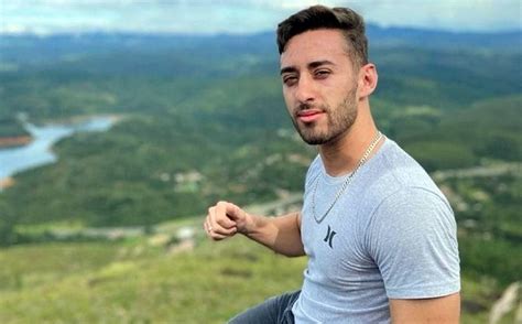 PR jovem morre ao tentar tirar selfie em mirante perder equilíbrio e cair