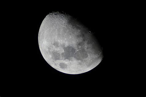 Luna Gibosa Creciente Desde Isabela Pr Captando El Cosmos