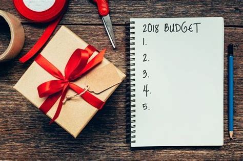 Tips For Sticking To Your Holiday Budget Spouselink Budget