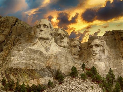 What makes Mount Rushmore so special? - 7 Best Things to Do & See