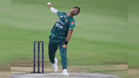 India Vs Pakistan Shahnawaz Dahani Ruled Out As Pakistan Suffer Big