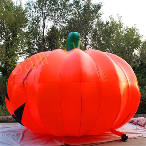 Wholesale 2020 Outdoor Inflatable Pumpkin With Outdoor String Light Pole 4 5m High For Halloween