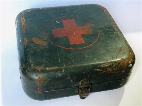 Soviet Metal Military Medical Box First Aid Kit Medical Kit Etsy