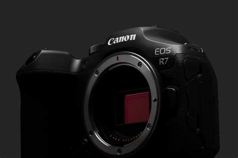 New Model Impression キヤノン Eos R7 And Eos R10 ボディ実勢価格（税込） R7 19万7780円前後