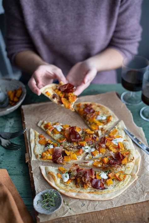 Fantastischer Flammkuchen Mit K Rbis Speck In Minuten