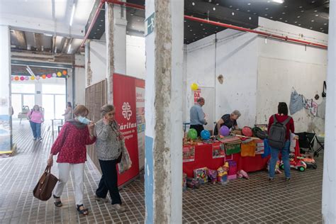 Fotos Del Mercadillo Cuatro Estaciones En La Calle San Pablo De