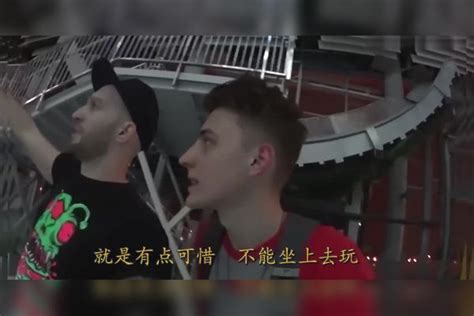 在水上乐园待24小时会怎样？小伙大胆挑战后，网友：太好玩了！挑战小伙水上乐园