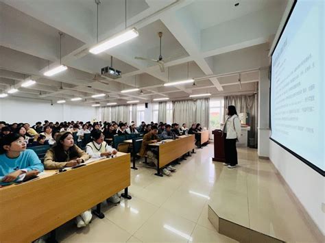 旅游与会展学院顺利召开实验室安全宣讲