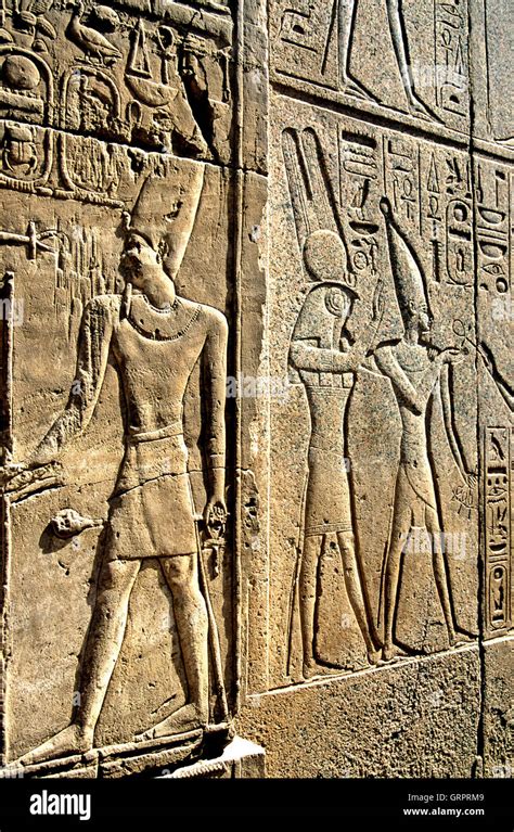 temple  amun ra karnak upper egypt stock photo alamy