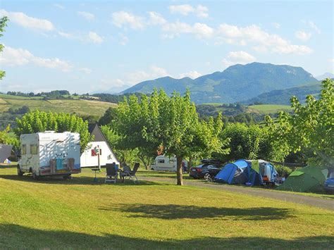 Camping Car A La Ferme Pays Basque Le Sp Cialiste Du Camping Car