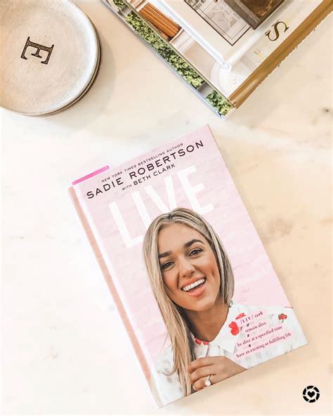 Sadie Robertson Book Recommendations Hole Newsletter Art Gallery