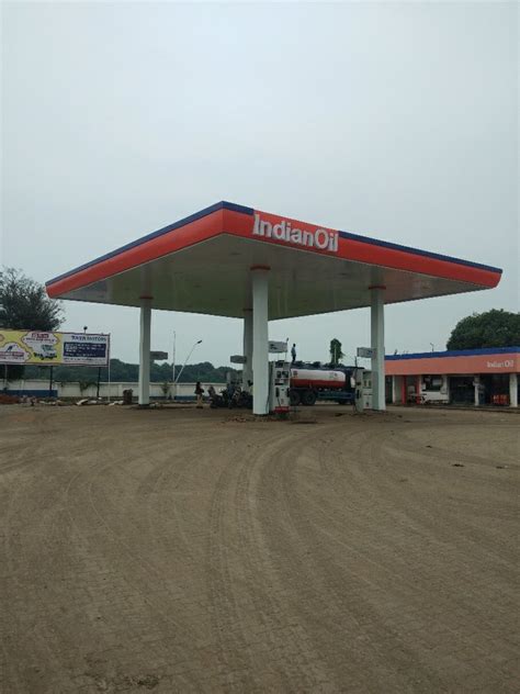 White Mild Steel Petrol Pump Canopy Structure At Square Meter In