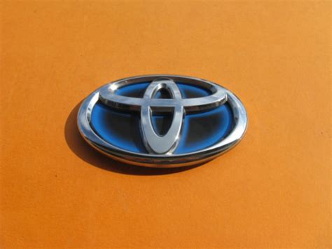 Toyota Prius C Rear Gate Emblem Logo Badge