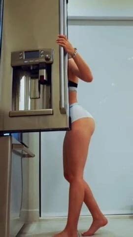 Gianna S Denim Fuck Me Walk Strip Tease You Can T Ignore Calvin Klein Xhamster