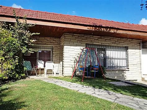 Casa Venta 3 Ambientes 45 Años 120m2 1 Cochera Manuelita Rosas 2100