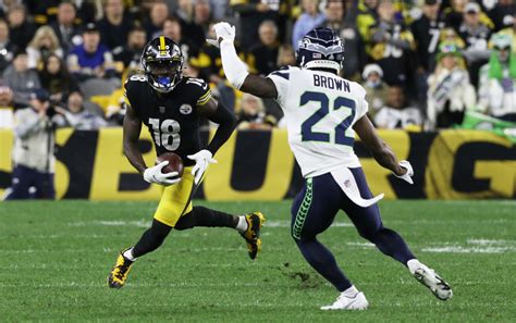 Tre Brown Provides Hope For Seattle Seahawks Secondary In Glimmering Debut Sports Illustrated