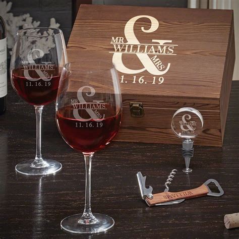 Custom Wine Glass Set With Crystal Wine Stopper Etched Wine Glasses ...