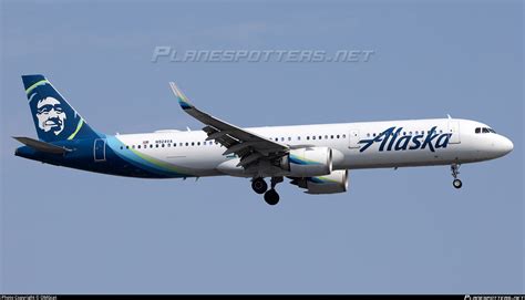 N924VA Alaska Airlines Airbus A321 253N Photo By OMGcat ID 1484608