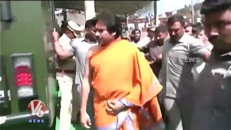 Pawan Kalyan Inspects Varahi Vehicle Kondagattu V News Video