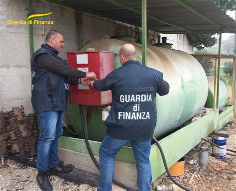 Truffa Del Carburante Agricolo Sequestrati 4500 Litri Di Gasolio Tre