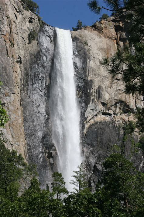 Bridalveil Fall : Yosemite