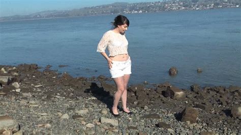 Hairy Milf M Outdoors Hairy Nikki Silver N Friends Clips4sale