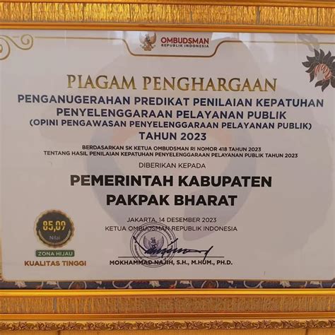 Bupati Pakpak Bharat Terima Piagam Penghargaan Predikat Penilaian