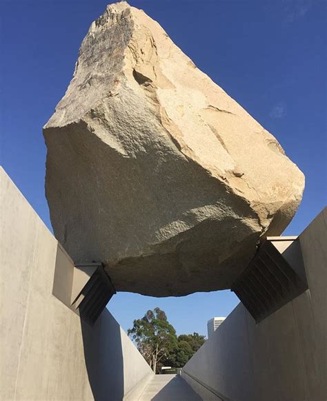 Levitated Mass, Michael Heizer, 1968 | Art museum, Museum, Natural landmarks