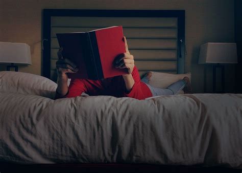 Reading Before Bed Will Give You A Better Nights Sleep Goalcast