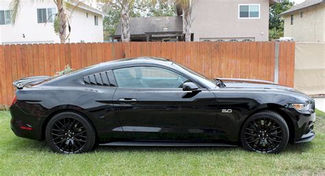 Shadow Black 2017 Ford Mustang Gt Coupe