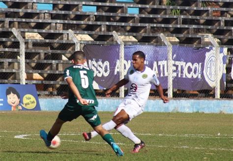 Palmeiras goleia Monte Azul e segue 100 na 2ª fase do Paulista Sub 20